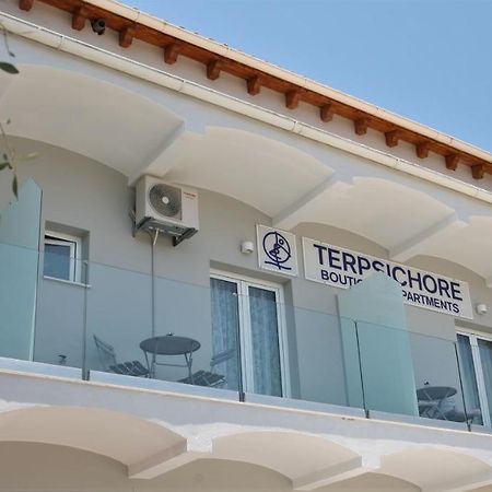 Terpsichore Boutique Bright New Sofita Studios And Appartment Dassia  Exterior foto