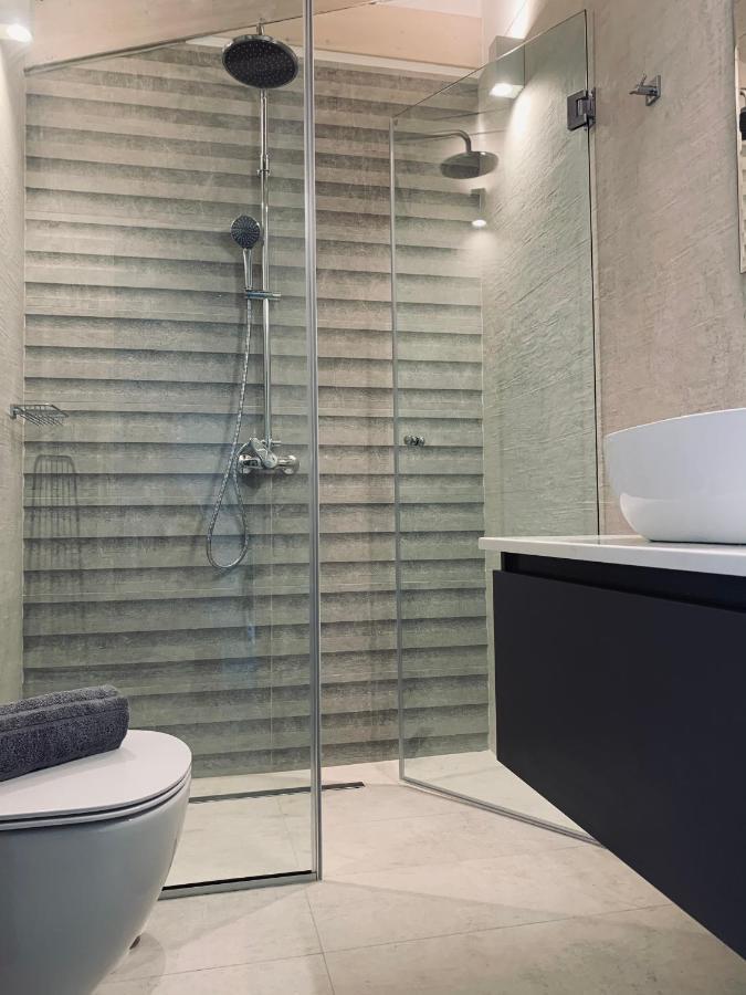 Terpsichore Boutique Bright New Sofita Studios And Appartment Dassia  Exterior foto